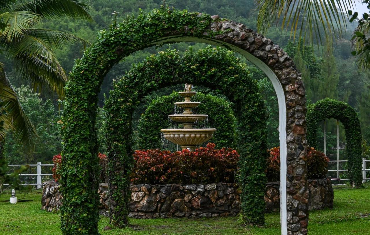 Swiss Valley Hip Resort Suan Phueng Eksteriør bilde