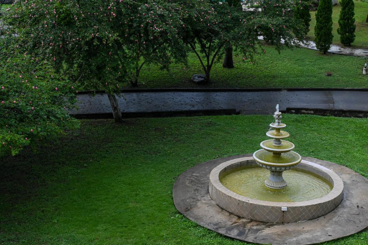 Swiss Valley Hip Resort Suan Phueng Eksteriør bilde