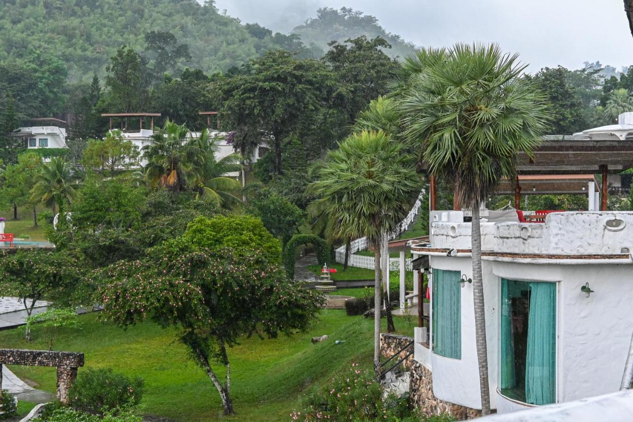 Swiss Valley Hip Resort Suan Phueng Eksteriør bilde