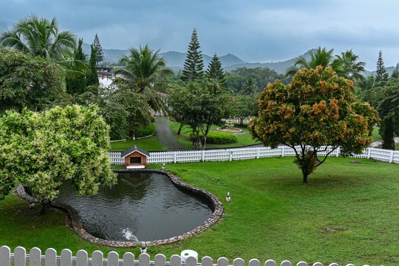 Swiss Valley Hip Resort Suan Phueng Eksteriør bilde