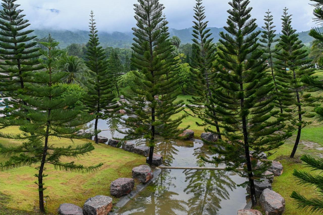Swiss Valley Hip Resort Suan Phueng Eksteriør bilde