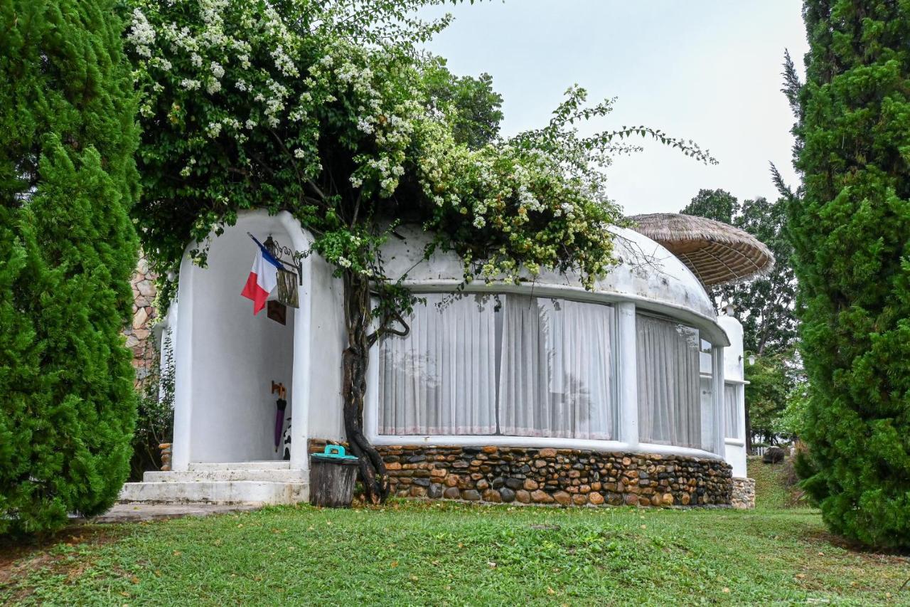 Swiss Valley Hip Resort Suan Phueng Eksteriør bilde